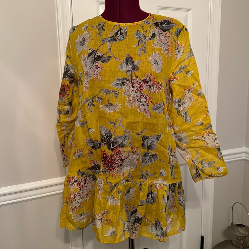Monoplaza yellow floral blouse small NWT